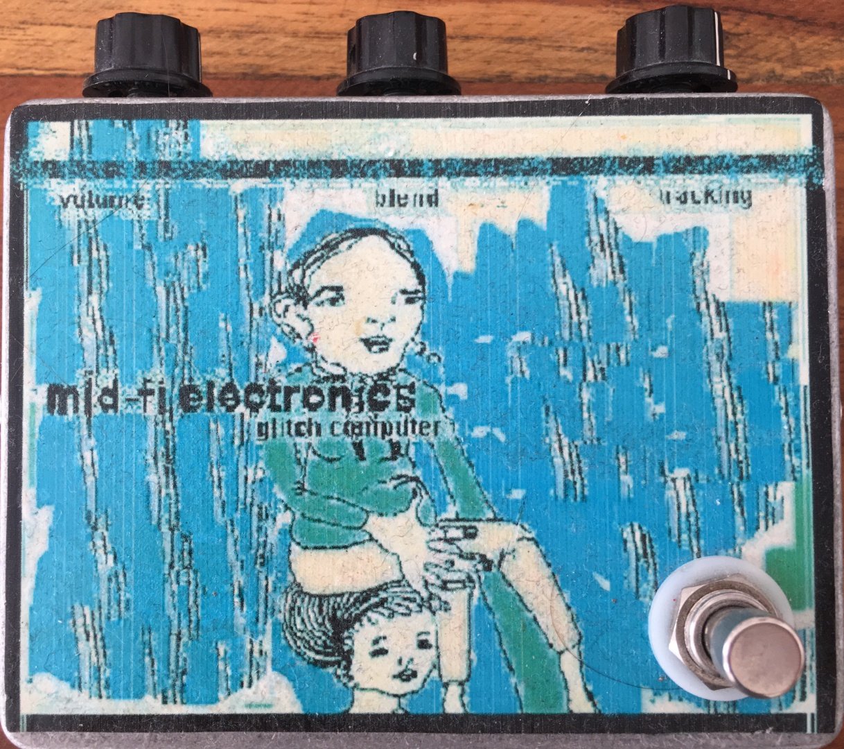 Mid-Fi Glitch Computer (older large case) - Pedal on ModularGrid